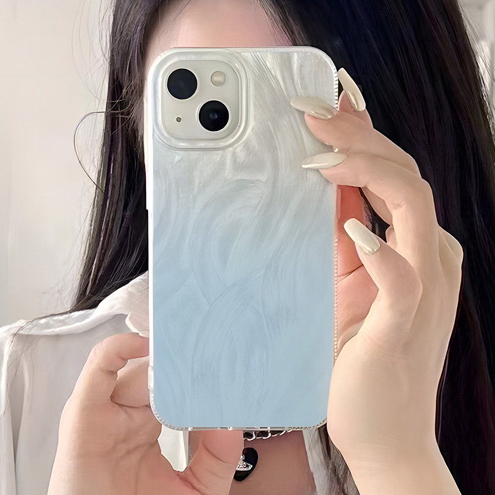 Роскошный серебристый чехол с  – обзор и цена Apple Iphone 16